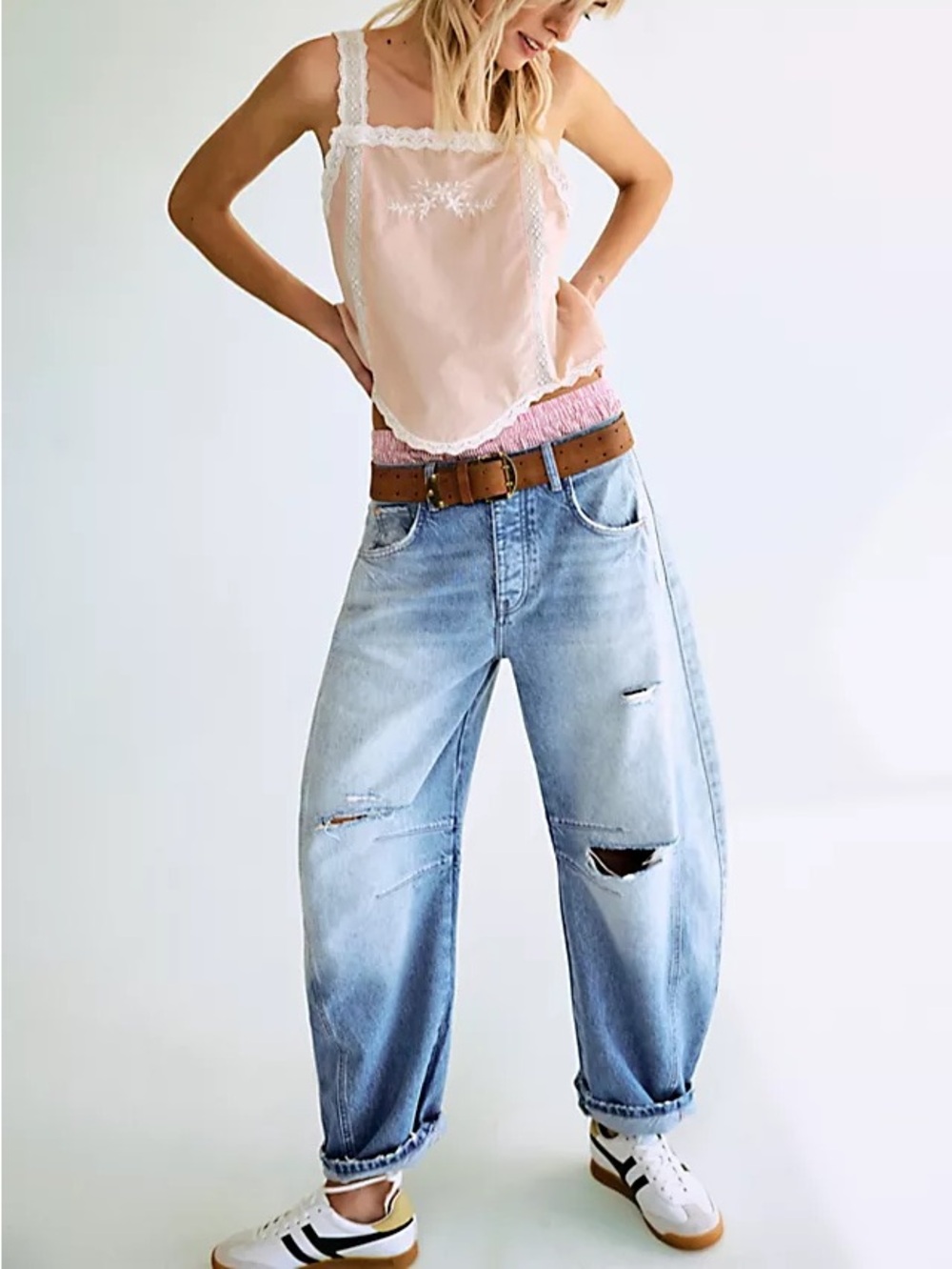 Free People (We The Free) Good Luck Mid Rise Barrel Jeans Size 27 - Picture 2 of 9